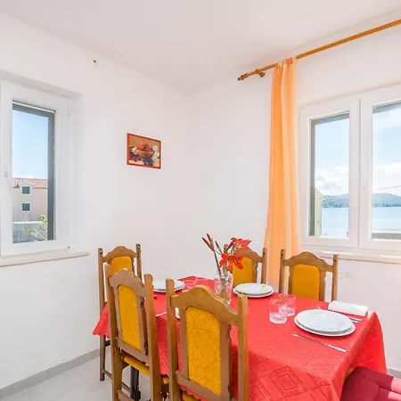 Island Sun Terrace Apartment Krapanj