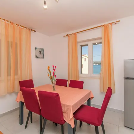 Island Sun Terrace Daire