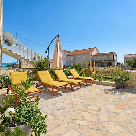 Apartment Island Sun Terrace Krapanj