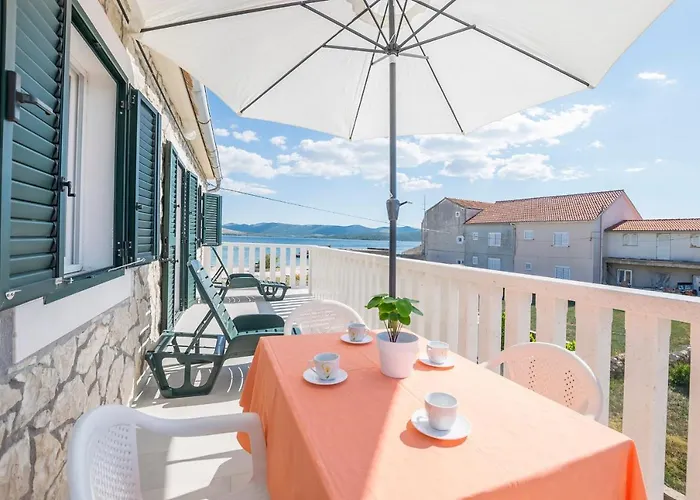 Island Sun Terrace *